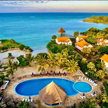 Azao Resort & Spa Понгве Экстерьер фото